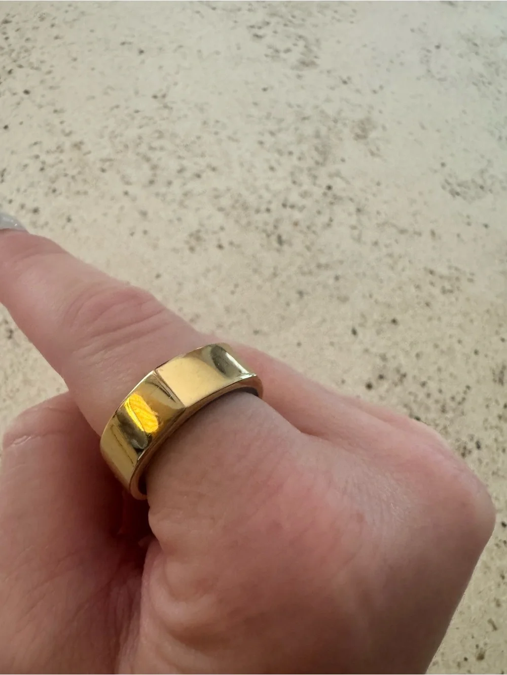 Oura Ring Gen 3 - Gold, Size 9